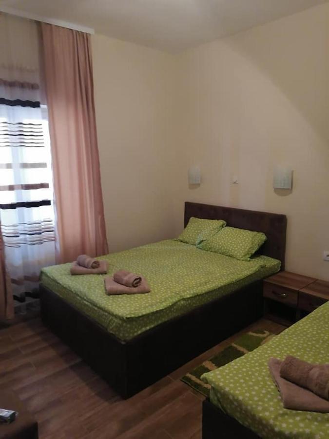 Apartments Zlatko Соко Баня Екстериор снимка