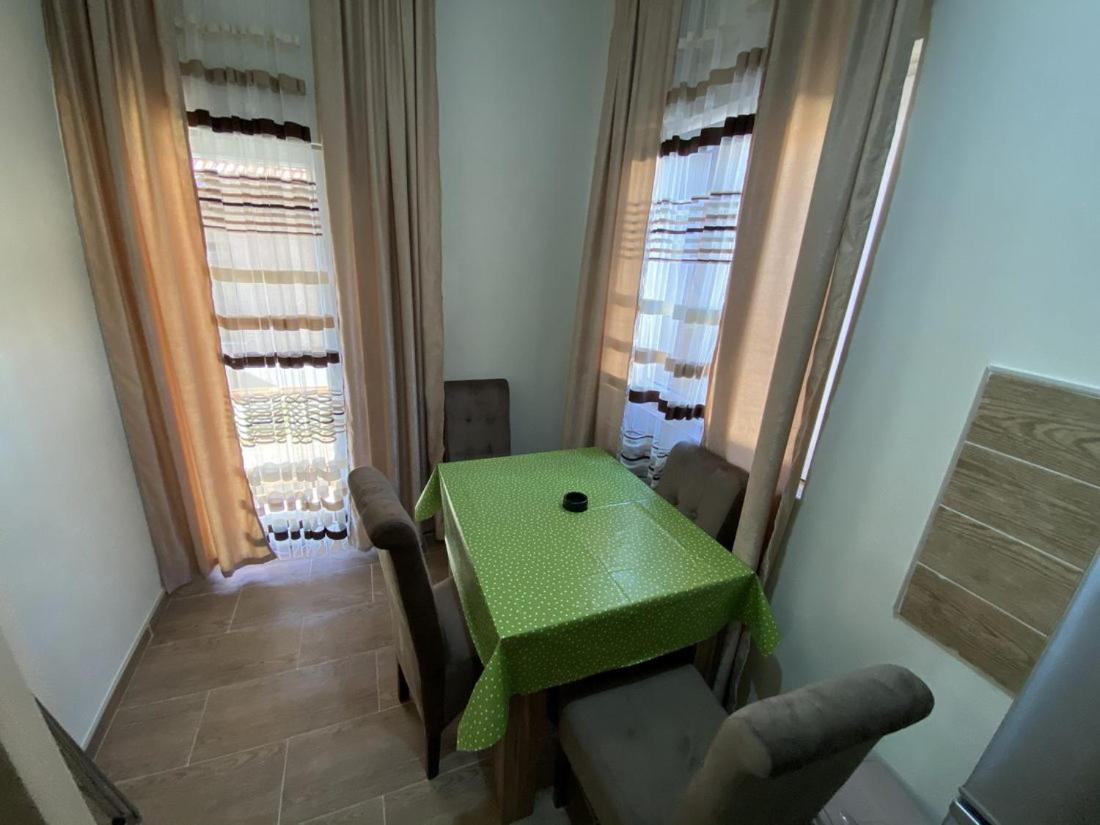 Apartments Zlatko Соко Баня Екстериор снимка