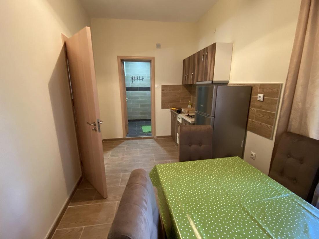 Apartments Zlatko Соко Баня Екстериор снимка