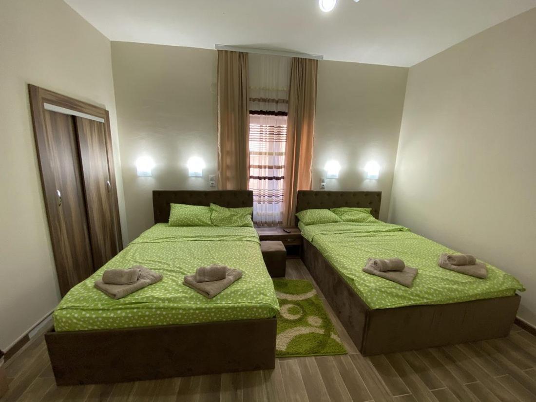 Apartments Zlatko Соко Баня Екстериор снимка