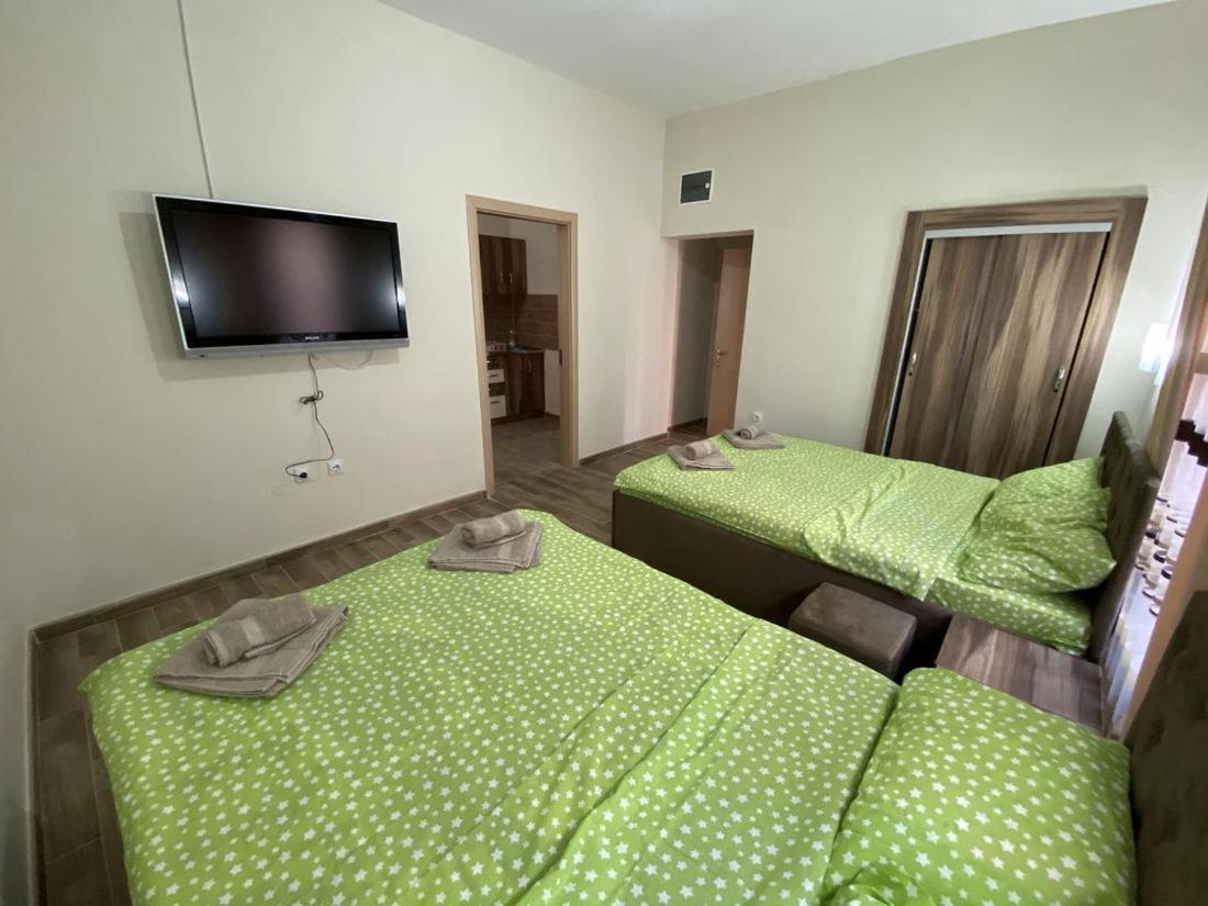 Apartments Zlatko Соко Баня Екстериор снимка